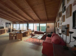 Charming Loft for Art lovers